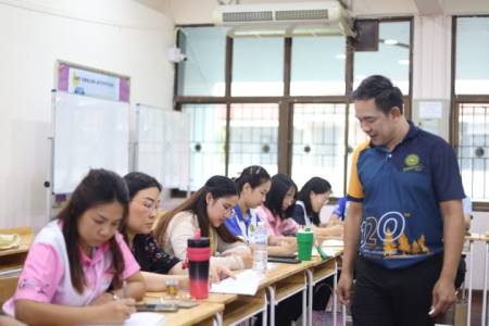 โครงการอบรมพัฒนาภาษาอังกฤษตามกรอบ CEFR สำหรับบุคลากร ปี 2568 : English CEFR Training for Teachers 2025 โดยศูนย์พัฒนาและทดสอบภาษาอังกฤษ กลุ่มสาระการเรียนรู้ภาษาต่างประเทศ โรงเรียนจักรคำคณาทร จังหวัดลำพูน เพื่อพัฒนาทั
