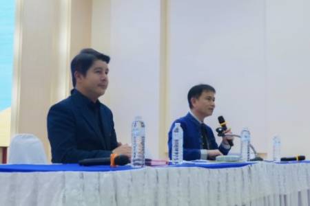 ประชุมข้าราชการครูและบุคลากรทางการศึกษา วันศุกร์ที่ 7 พฤศจิกายน 2568 โรงเรียนจักรคำคณาทร จังหวัดลำพูน ได้จัดการประชุมครูและบุคลากรทางการศึกษา ครั้งที่ 6 ประจำปีการศึกษา 2568 โดยมีนายธำรงค์ หน่อเรือง ผู้อำนวยการโรงเรียนจักรคำคณาทร จังหวัดลำพูน เป็นประธานใน