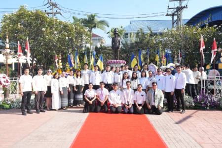 โรงเรียนจักรคำคณาทร จังหวัดลำพูน  ประกอบพิธีบวงสรวงและวางพวงมาลาสักการะ  พลตรีมหาอำมาตย์โทเจ้าจักรคำขจรศักดิ์  เพื่อรำลึกถึง คุณูปการที่ทำไว้ให้กับโรงเรียนจักรคำคณาทร และจังหวัดลำพูน