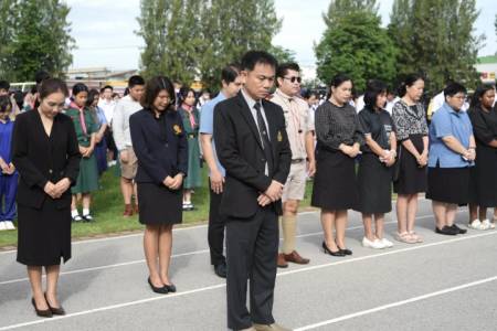 โรงเรียนจักรคำคณาทร จังหวัดลำพูน น้อมรำลึกในพระกรุณาธิคุณ สมเด็จพระเจ้าลูกเธอ เจ้าฟ้าพัชรกิติยาภา นเรนทิราเทพยวดี กรมหลวงราชสาริณีสิริพัชร มหาวัชรราชธิดา วันพุธที่ 17 มิถุนายน พ.ศ. 2569 นายธำรงค์ หน่อเรือง ผู้อำนวยการโรงเรียนจักรคำคณาทร จังหวัดลำพูน